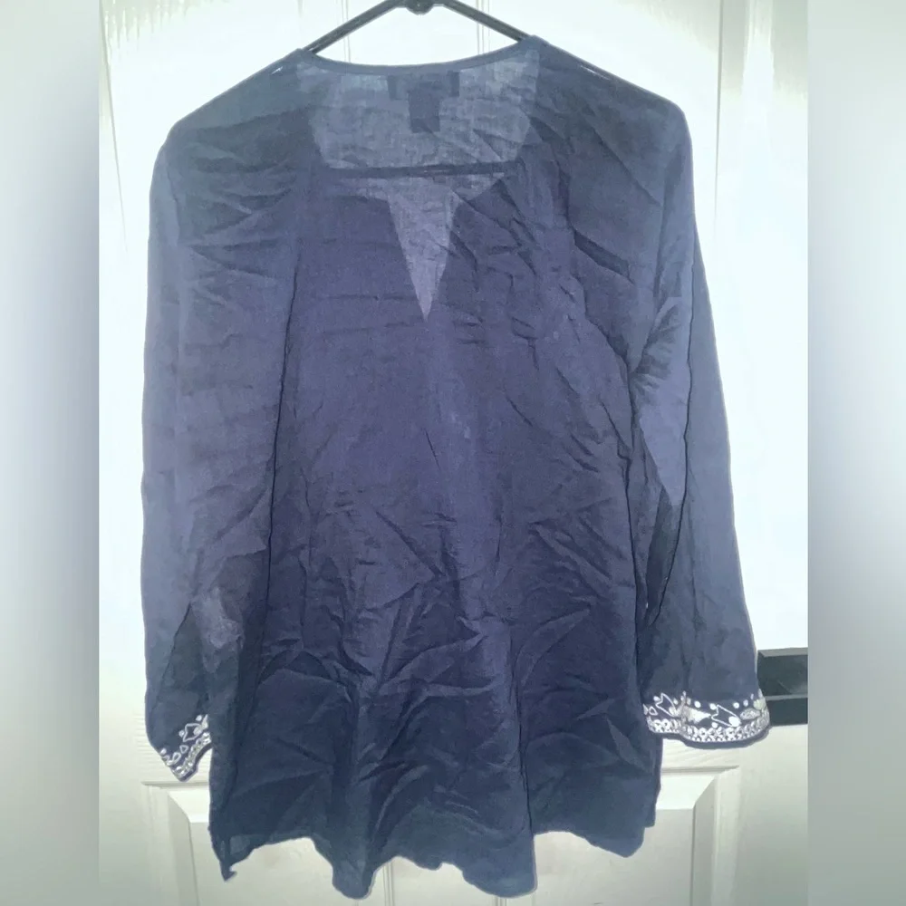 Karen Kane Size small lightweight Cotton Embroidered Navy Tunic Blouse USA - Picture 5 of 5